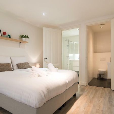 Clean And Modern Nassau Canal Apartment Amszterdam Kültér fotó